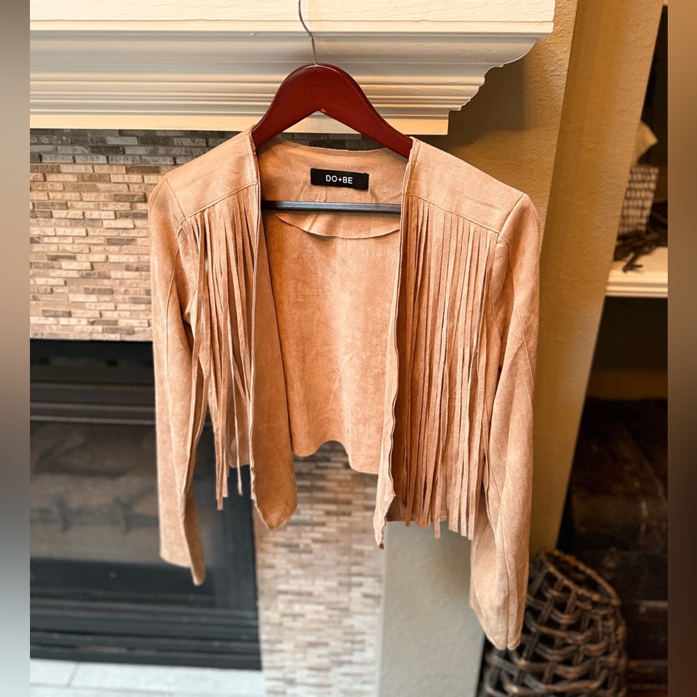 DO+BE Tan/ Beige Faux Suede Fringe Jacket - Small
